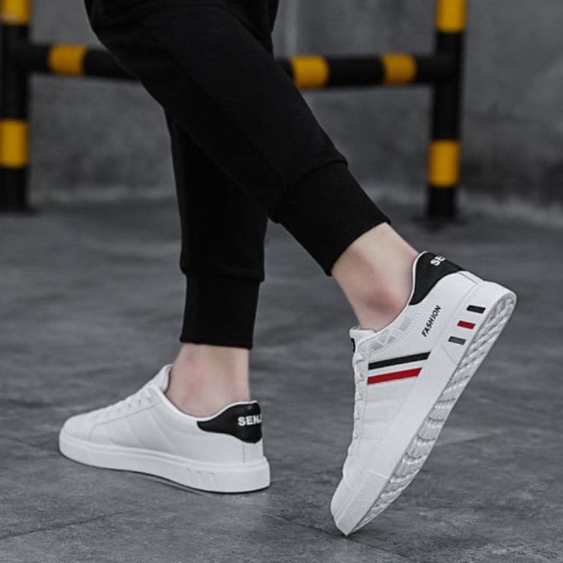 Stylische orthopädische Herren-Sportschuhe mit rutschfester Sohle – Modell Roman –