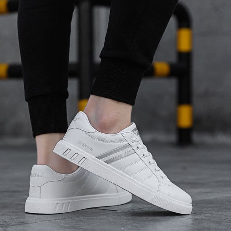 Stylische orthopädische Herren-Sportschuhe mit rutschfester Sohle – Modell Roman –