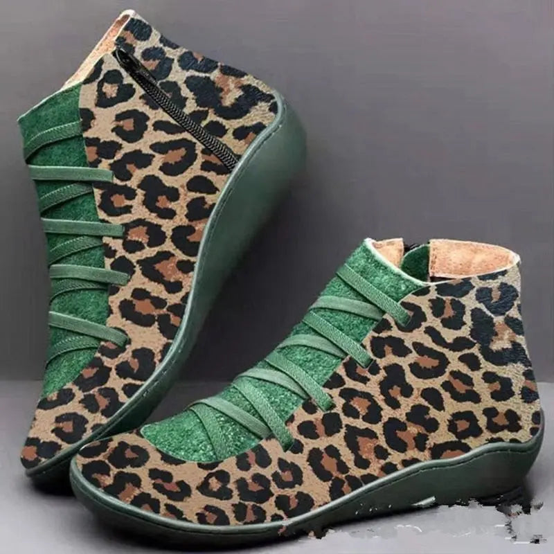 Stylische orthopädische Winterschuhe für Damen im angesagten Leopardenlook