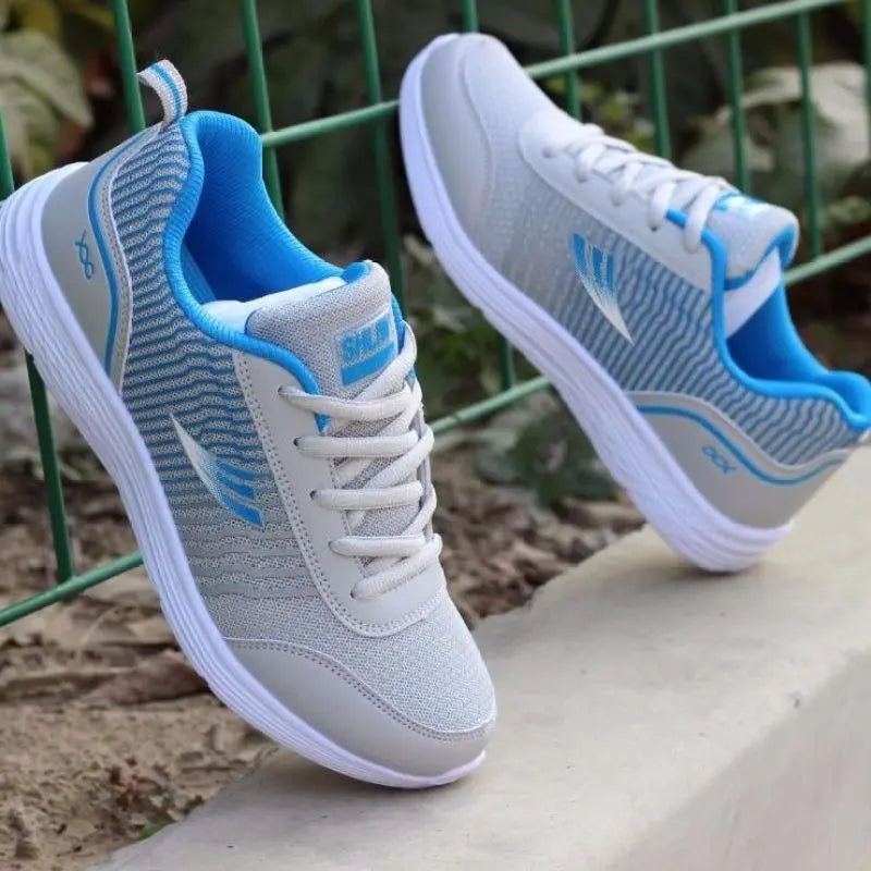 Sportliche Wander- und Freizeitschuhe mit orthopädischem Komfort