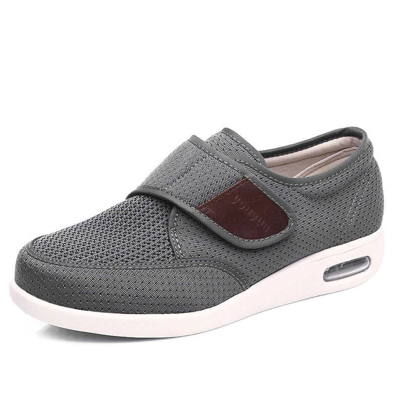 Bequeme orthopädische Slipper für Diabetikerinnen