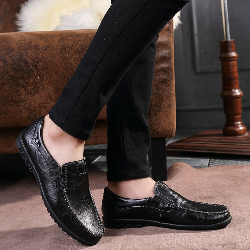 Wander-, Freizeit- und rutschfeste Schuhe