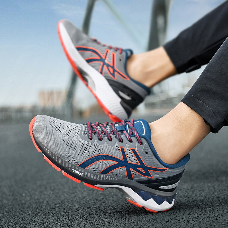 Lässige Sportschuhe für Herren – Asix