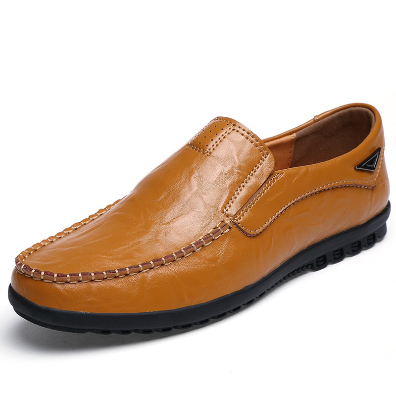 Wander-, Freizeit- und rutschfeste Schuhe