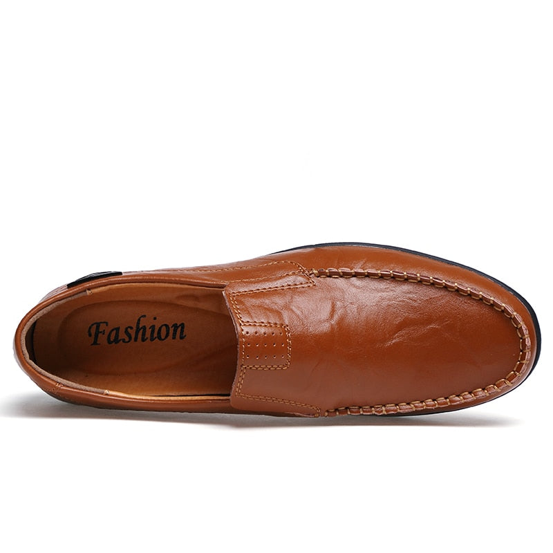 Wander-, Freizeit- und rutschfeste Schuhe
