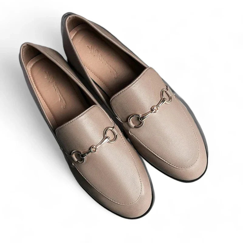 Elegante Orthopädische Damen-Mokassins aus veganem Leder mit Horsebit-Detail