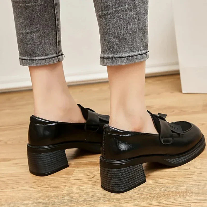 Stilvolle Damenmokassins mit Absatz für optimalen Komfort und Eleganz