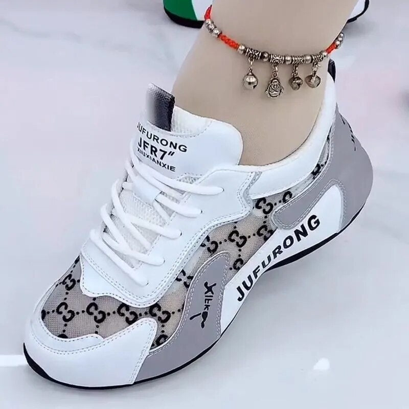 Bequeme und atmungsaktive orthopädische Laufschuhe für Damen von Pasto