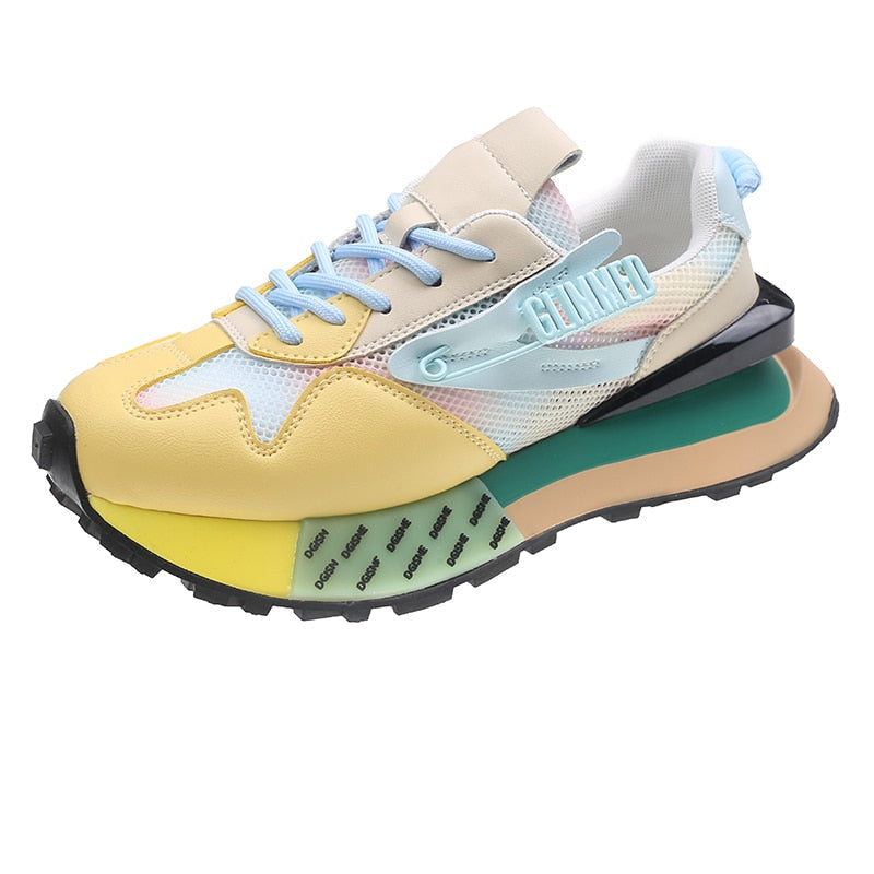 Stylische und bequeme orthopädische Schuhe für Abenteuer im Freien