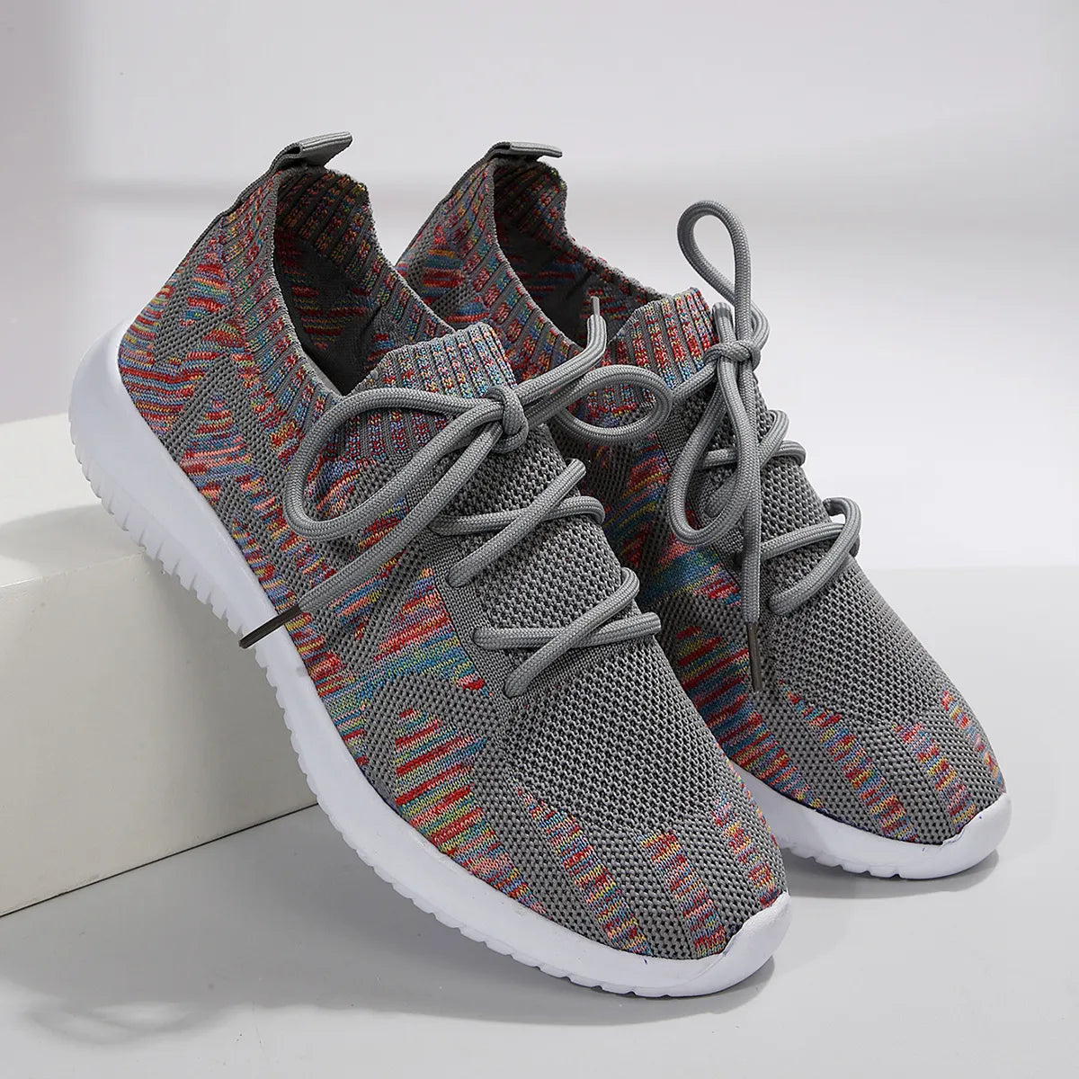 Tropische Damen-Sneaker – Ihr neuer Trendsetter!