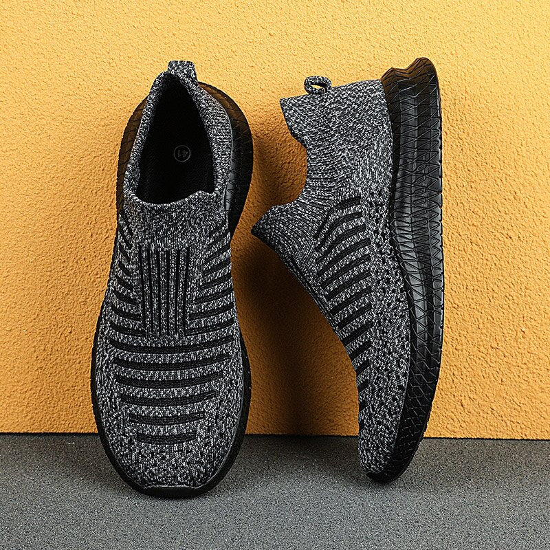Bequeme, atmungsaktive Herren-Sneaker im Slip-On-Design für optimalen Komfort und Stil