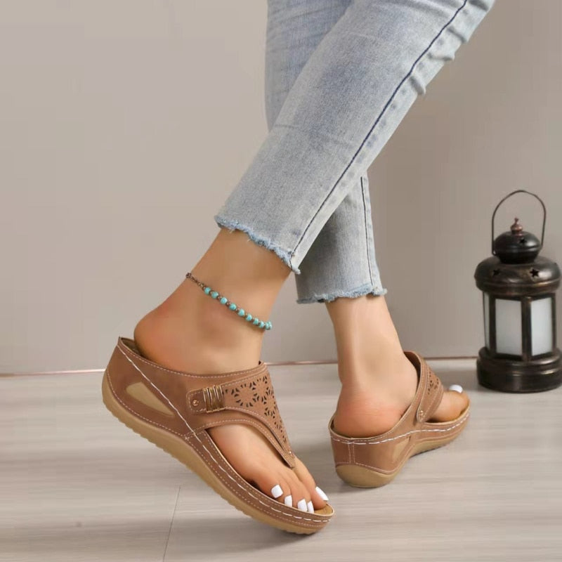 Stylische Damen-Strand-Keilsandalen – Sill