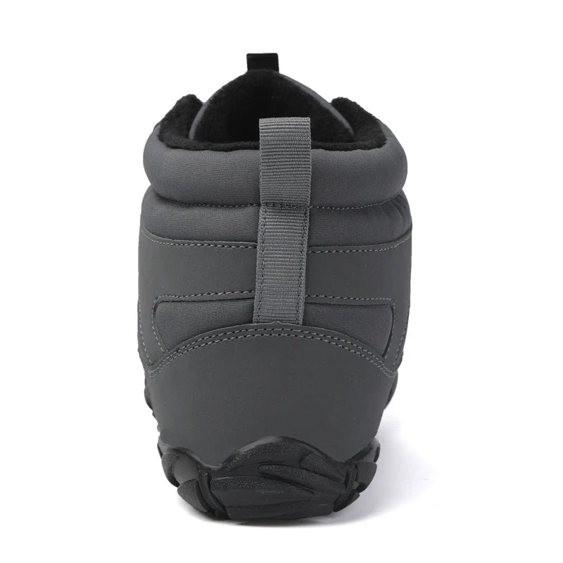 Stylischer orthopädischer Winterschuh für Damen mit geräumiger Zehenpartie