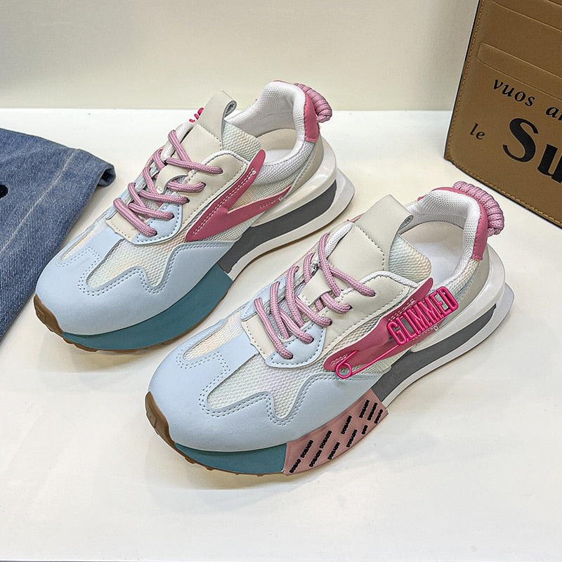 Stylische und bequeme orthopädische Schuhe für Abenteuer im Freien