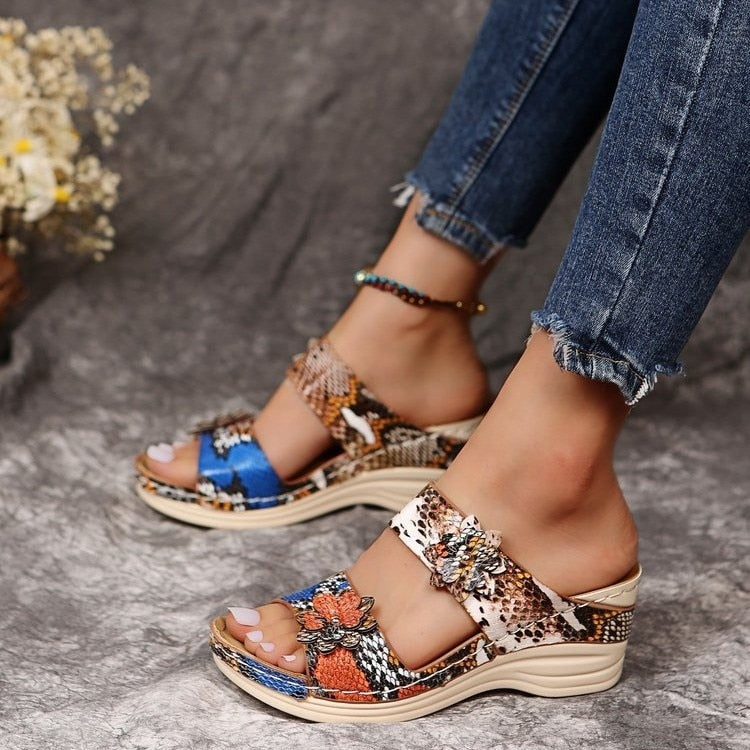 Bequeme und stilvolle Damensandalen mit Keilplateau - Fanny für optimalen Komfort