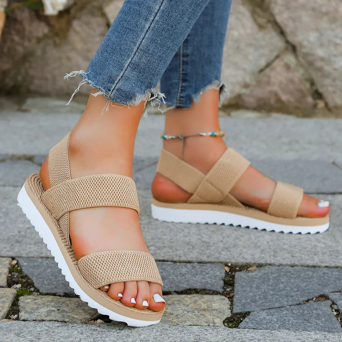 Bequeme orthopädische Damensandalen mit kuscheliger Sohle für optimalen Komfort