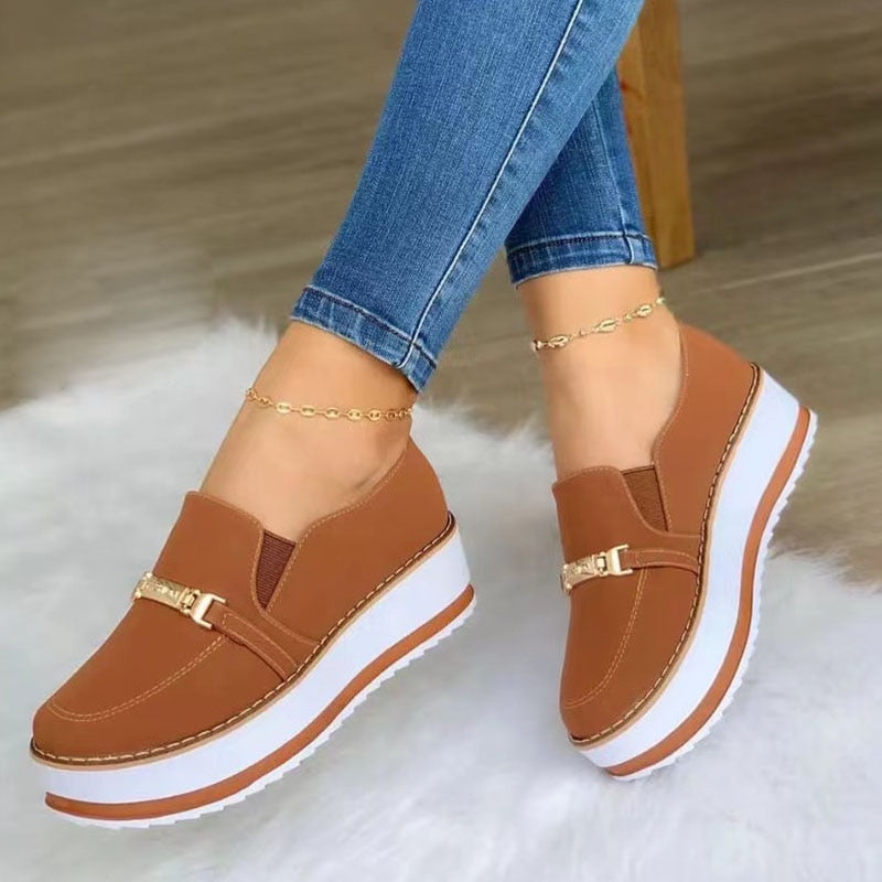 Stylische und bequeme orthopädische Damenschuhe im astronomischen Design – Smyli