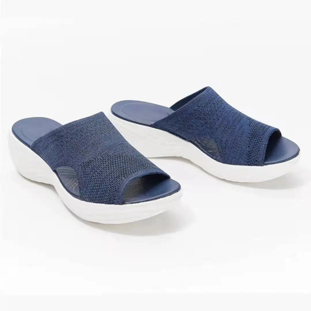 Bequeme orthopädische Sandalen für Frauen