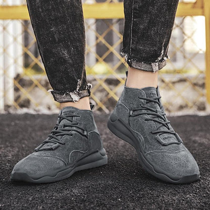 Ferdi – Trendige orthopädische Herrenschuhe aus Wildleder