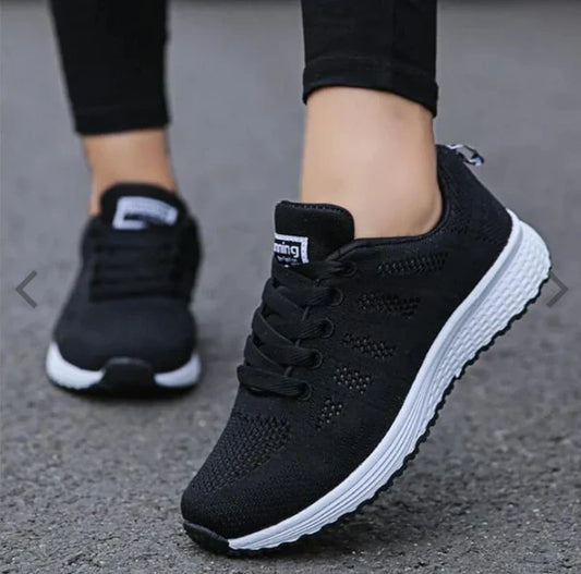 UrbanRelax - Bequeme & Entlastende Sneakers für Frauen
