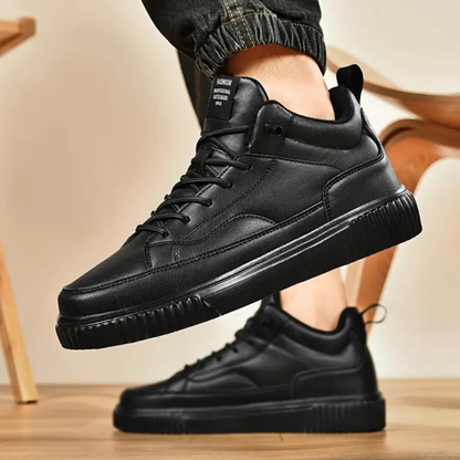 Stilvolle, atmungsaktive orthopädische Herrenschuhe – Zyren