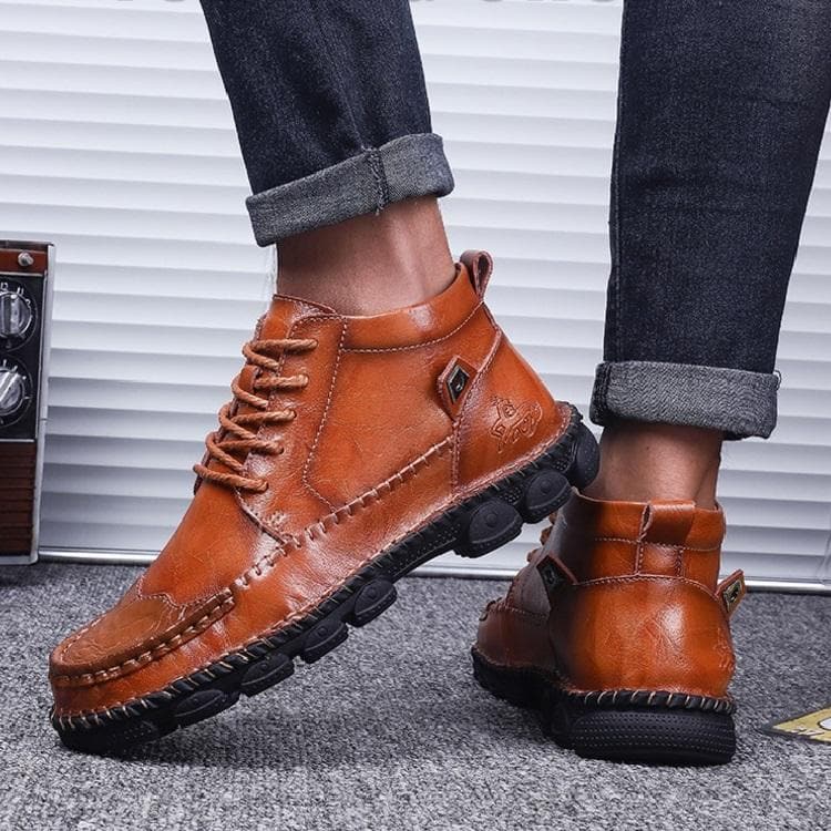 Stylische orthopädische Herrenschuhe aus hochwertigem Leder von Julian