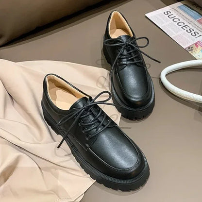 Orthopädischer Ledermokassin für Damen mit Schnürsenkeln