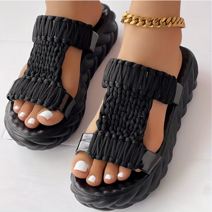 Stylische und bequeme Damen-Sommersandalen mit trendigen geflochtenen Riemen - Ideal für jeden Anlass!