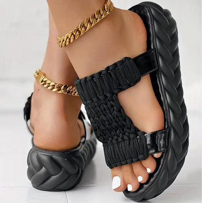 Stylische und bequeme Damen-Sommersandalen mit trendigen geflochtenen Riemen - Ideal für jeden Anlass!