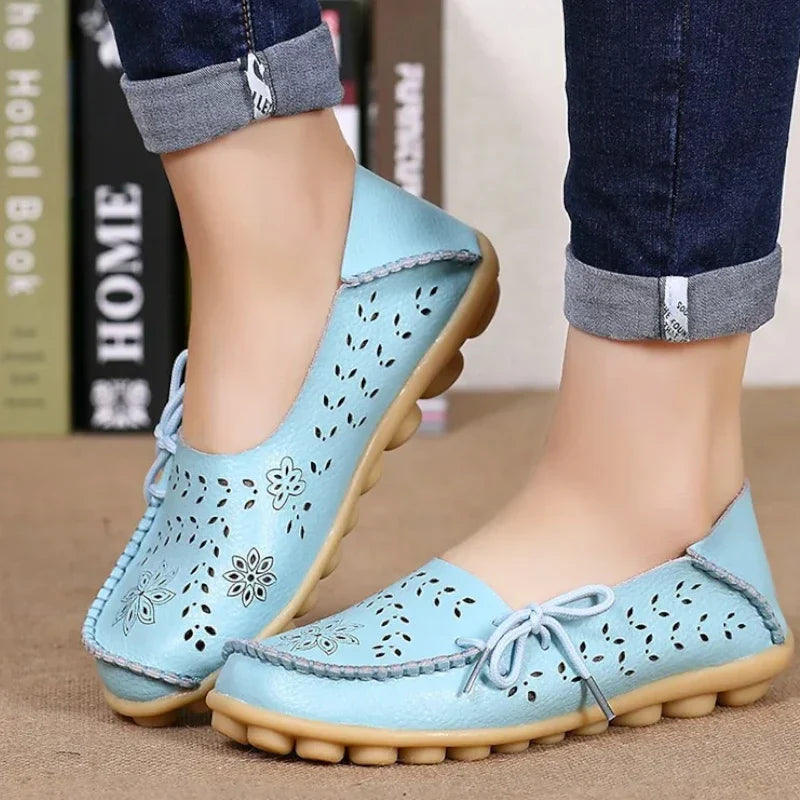 Luftiger Damen-Mokassin aus hochwertigem Spaltleder mit orthopädischem Komfort