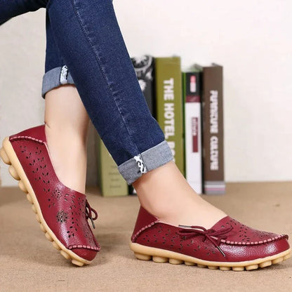 Luftiger Damen-Mokassin aus hochwertigem Spaltleder mit orthopädischem Komfort