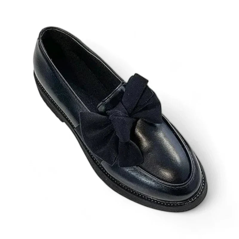 Orthopädischer Mokassin für Damen mit abgerundeter Spitze