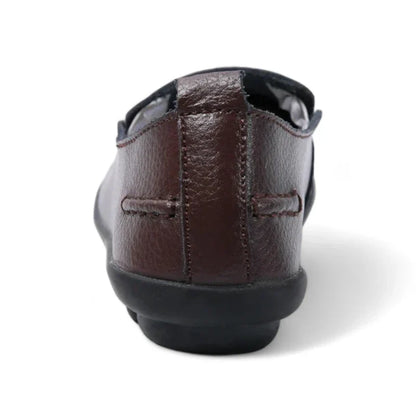 Luxurious, comfortable women's moccasins made of high-quality split leather for optimal wearing comfort