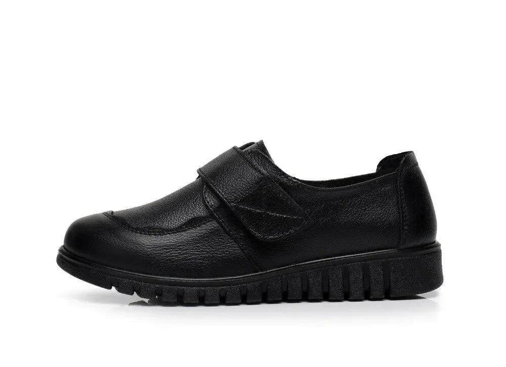 Komfortable orthopädische Damenschuhe für gesunde Füße