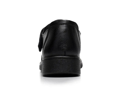 Komfortable orthopädische Damenschuhe für gesunde Füße