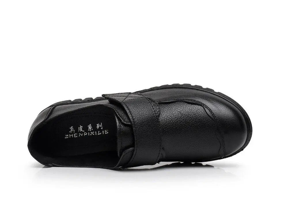 Komfortable orthopädische Damenschuhe für gesunde Füße