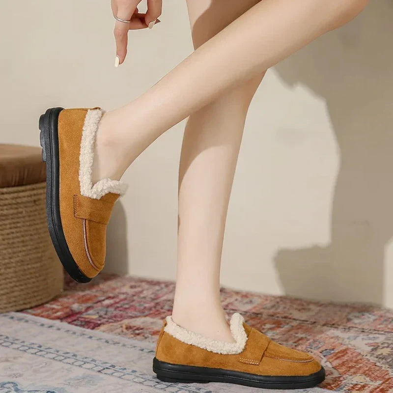 eleganter orthopädischer Damenmokassin aus Wildleder