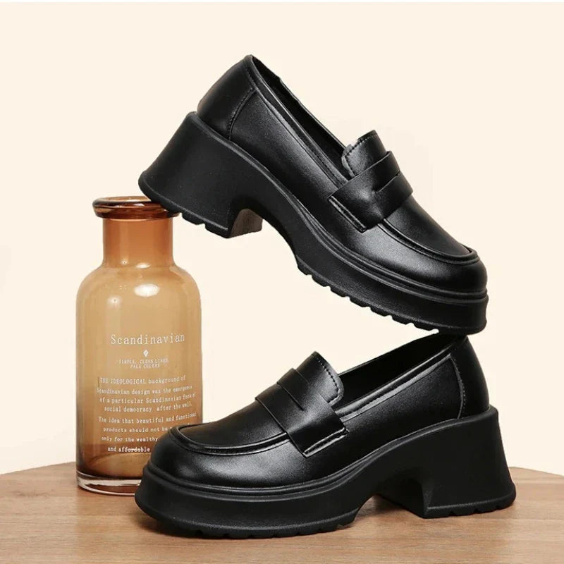 Elegante Damenmokassins mit Komfort-Keilabsatz für optimale Bequemlichkeit