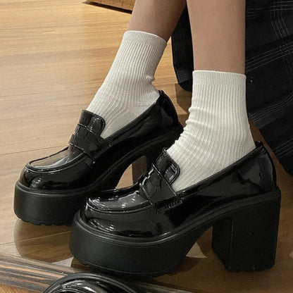 Orthopädischer Damen-Mokassin mit hohem Keilabsatz