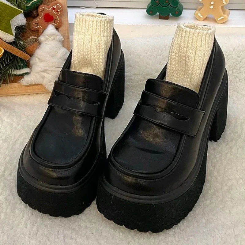 Orthopädischer Damen-Mokassin mit hohem Keilabsatz