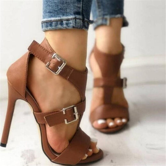 Bequeme Sandale mit Absatz