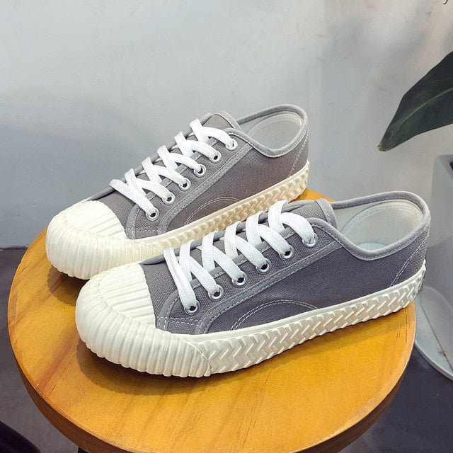 Elegante orthopädische Damenschuhe für den perfekten Glamour-Look