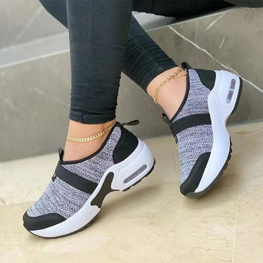 Bequeme und stützende Wanderschuhe für Damen