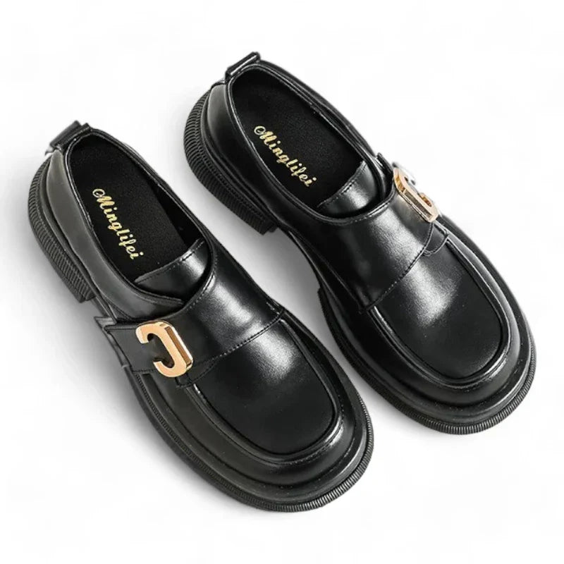 Orthopädischer Mokassin aus schwarzem Lackleder für Damen mit Absätzen