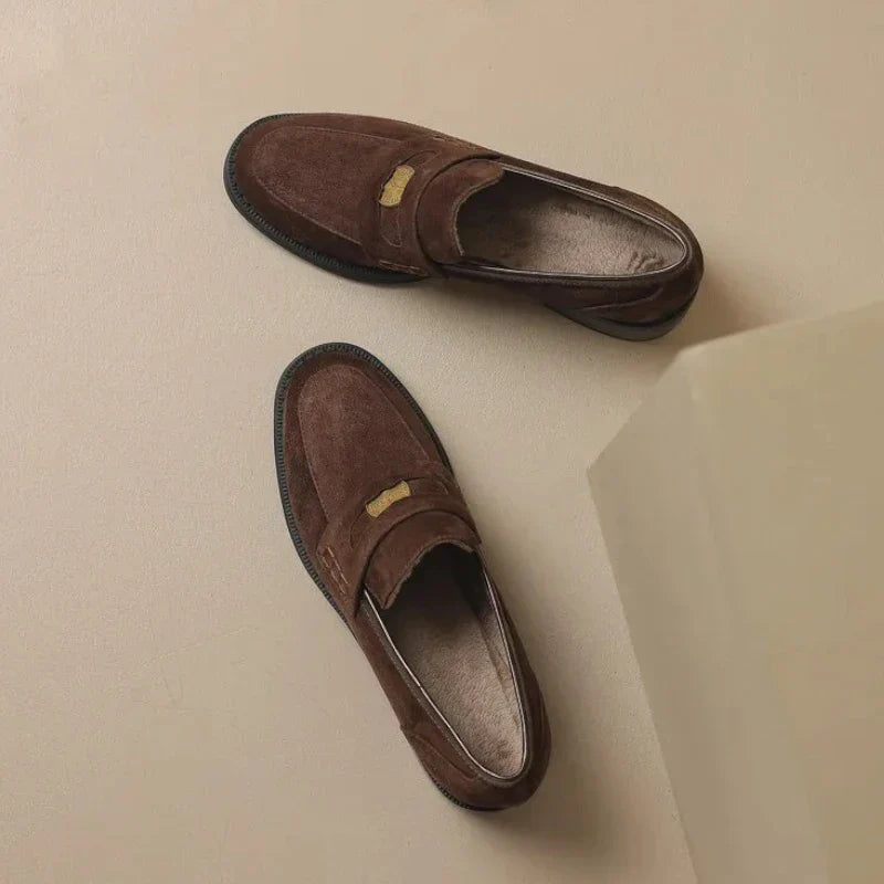 Orthopädischer Damenmokassin aus gefüttertem Wildleder