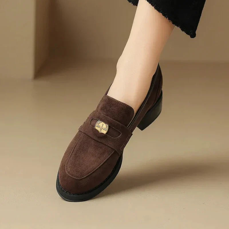 elegante orthopädische Damenmokassins aus Wildleder