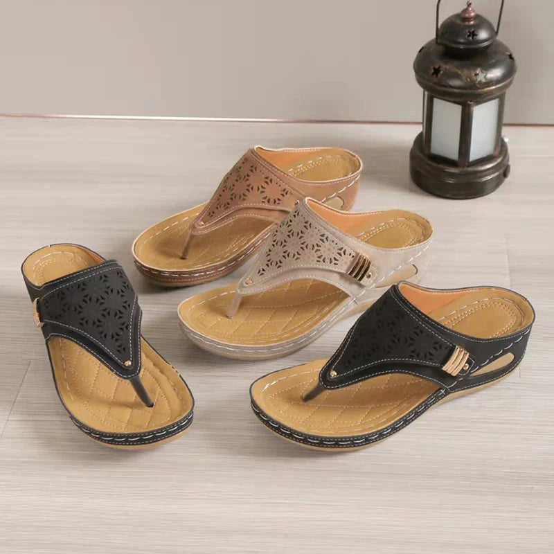 Elegante Damensommer-Sandalen mit niedrigem Absatz – Retra