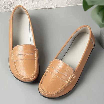 Orthopädischer Ledermokassin für Damen mit Keilsohle