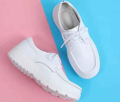 Elegante Leonia Keil-Mokassins für ultimativen Komfort