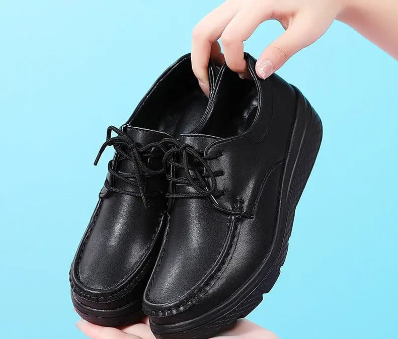 Elegante Leonia Keil-Mokassins für ultimativen Komfort